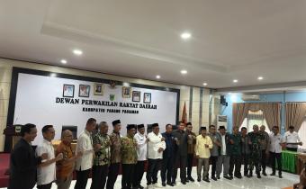 rapat paripurna pengumuman penetapan Bupati dan Wakil Bupati Padang Pariaman terpilih.