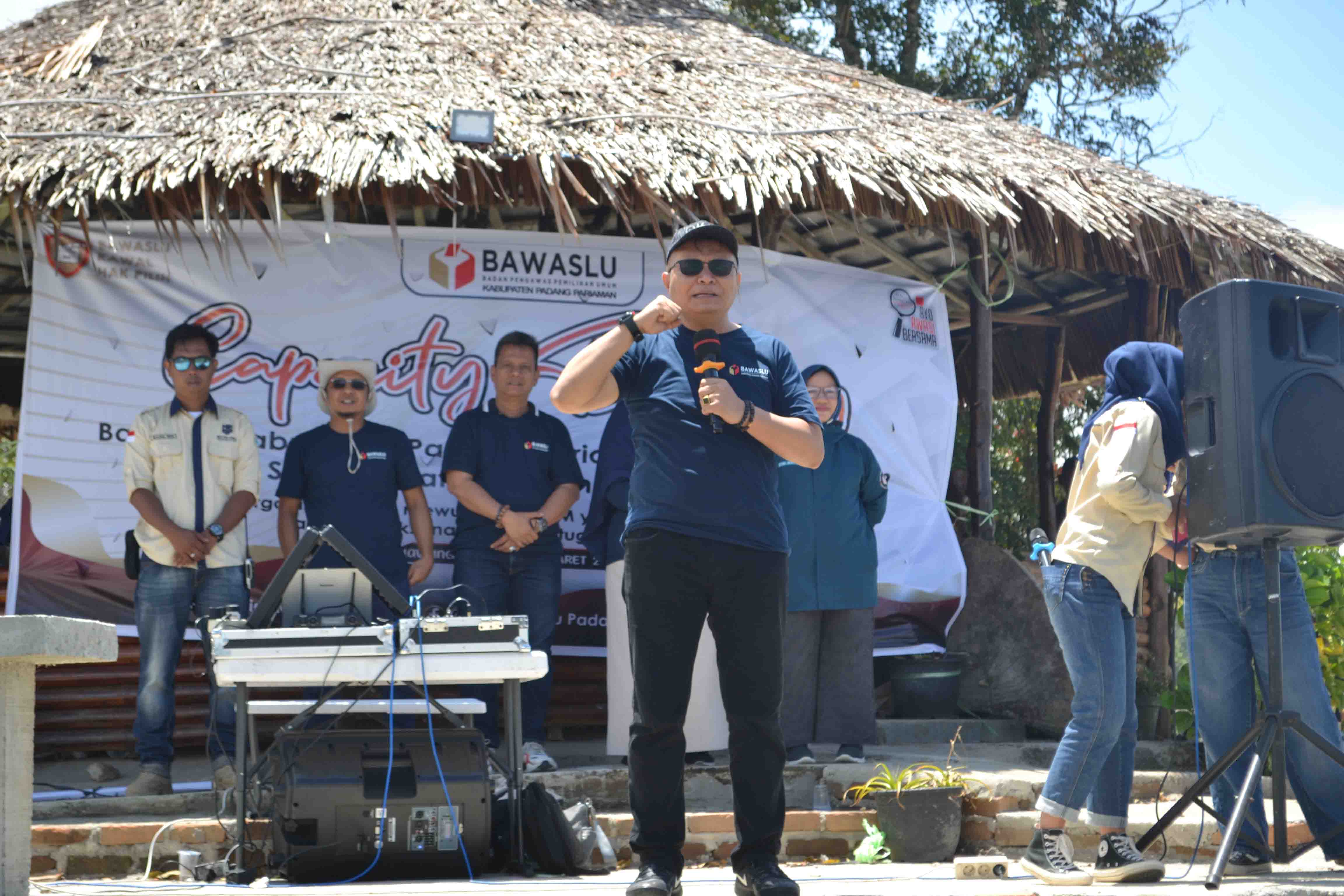 Tingkatkan Solidaritas SDM, Bawaslu Padang Pariaman adakan kegiatan “Capicity Building”