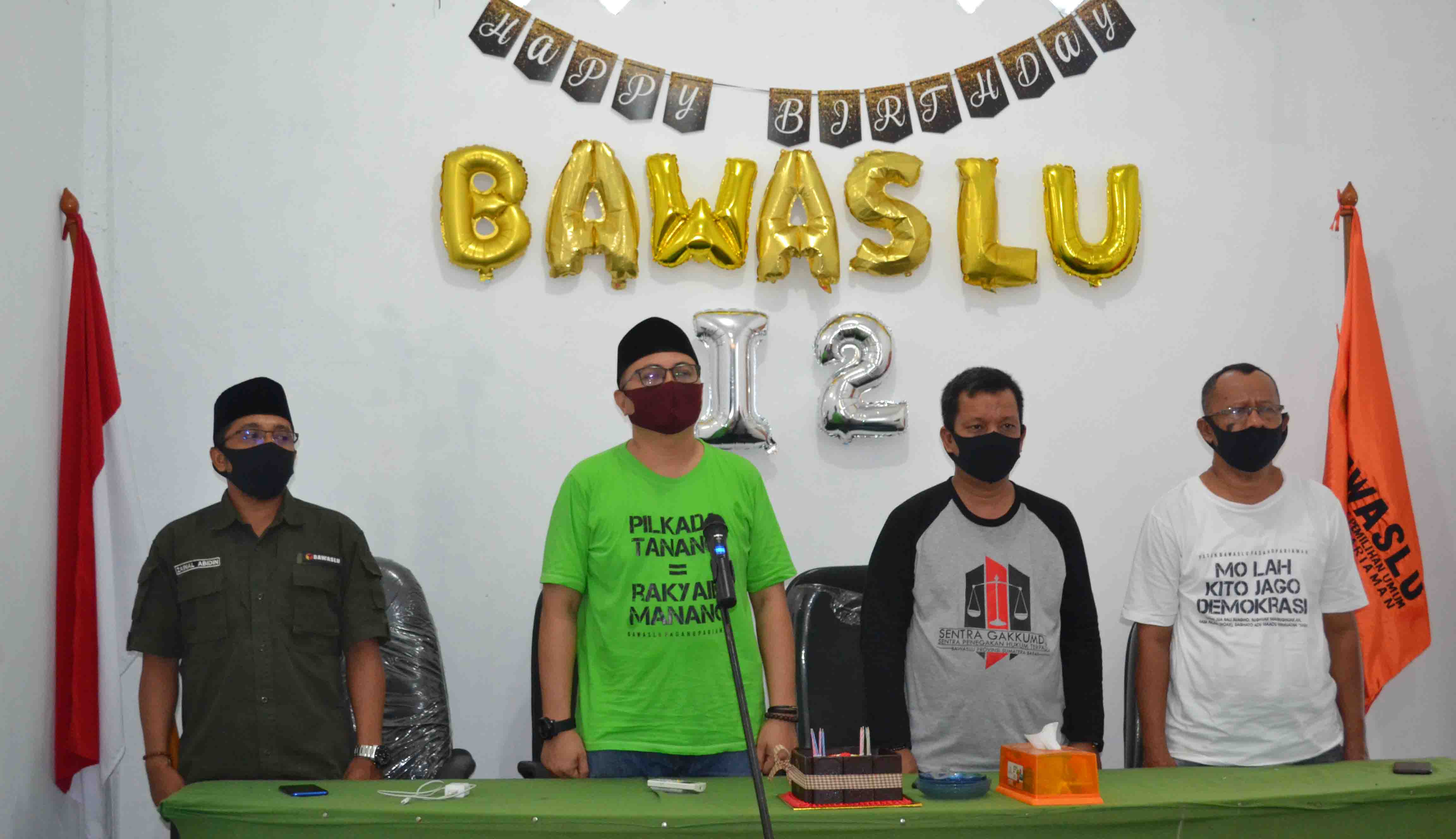 Peringati 12 Tahun Bawaslu, Bawaslu Padang Pariaman lakukan Kegiatan Sosial