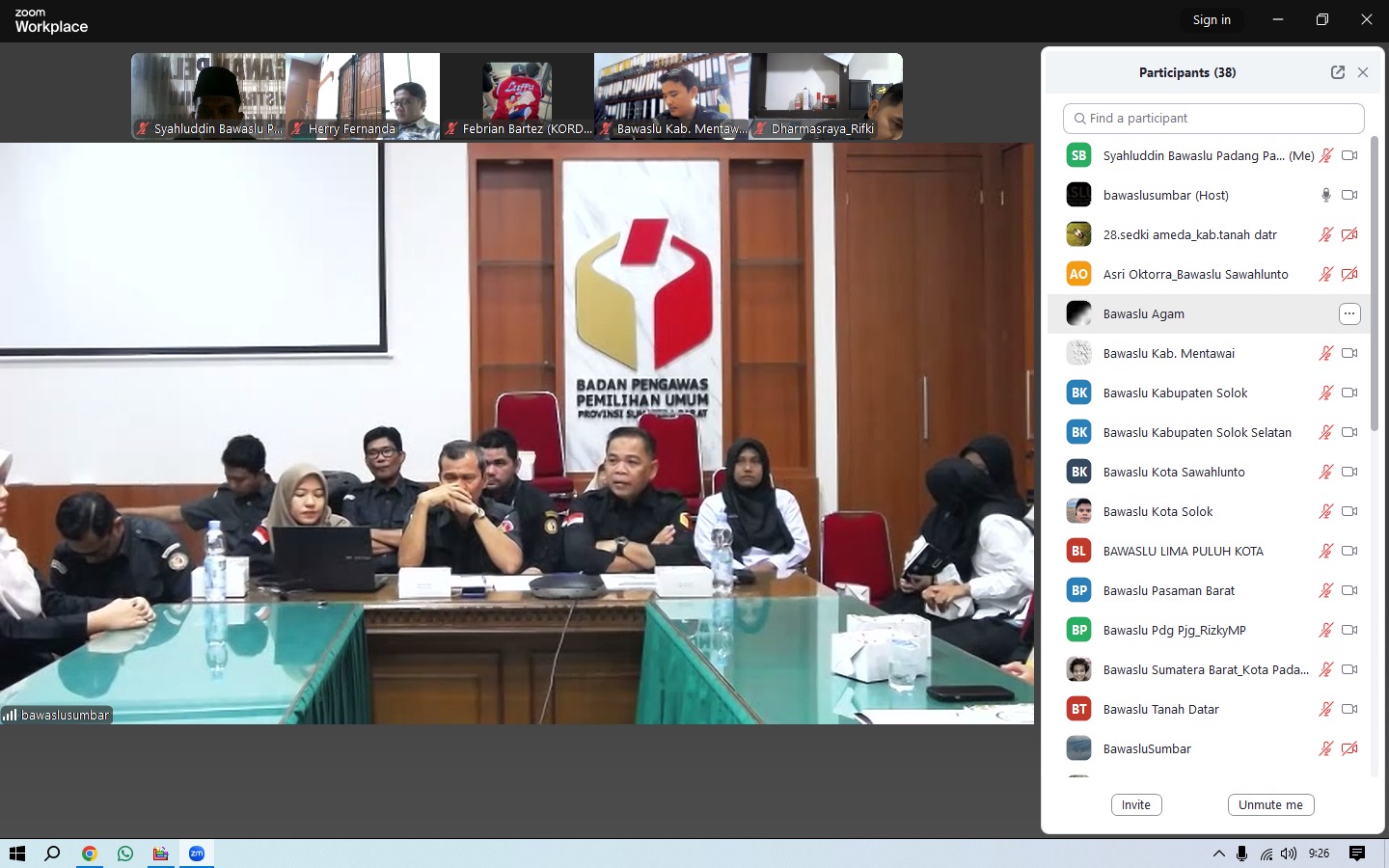 Kegiatan Zoom Meeting Kegiatan Rapat Penguatan Pengelolaan Kearsipan Via Daring, Selasa, 24/6/2025