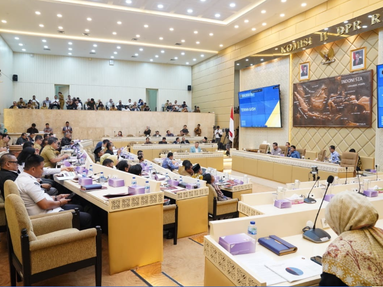 Bawaslu hadiri Rapat Dengar Pendapat (RDP) Komisi II DPR bersama stakeholder terkait di Jakarta, Senin, (14/7/2025)/Foto: Publikasi dan Pemberitaan Bawaslu