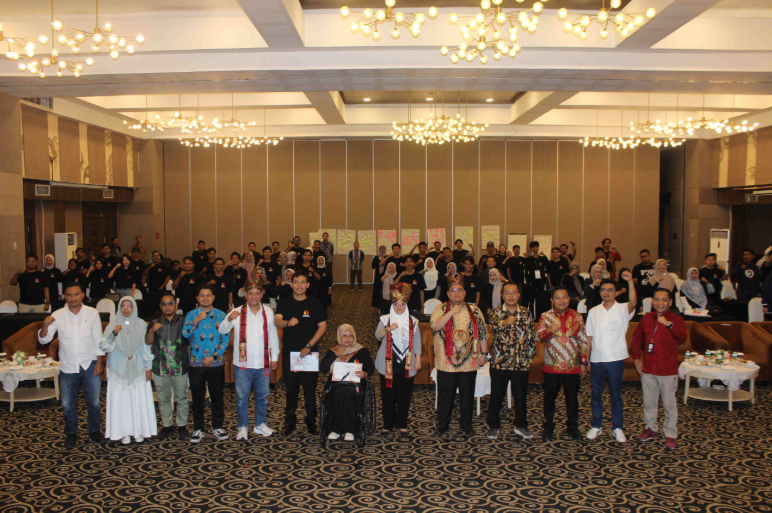 Foto bersama Kegiatan Pendidikan Pengawasan Partisipatif, Jumat. 11/07