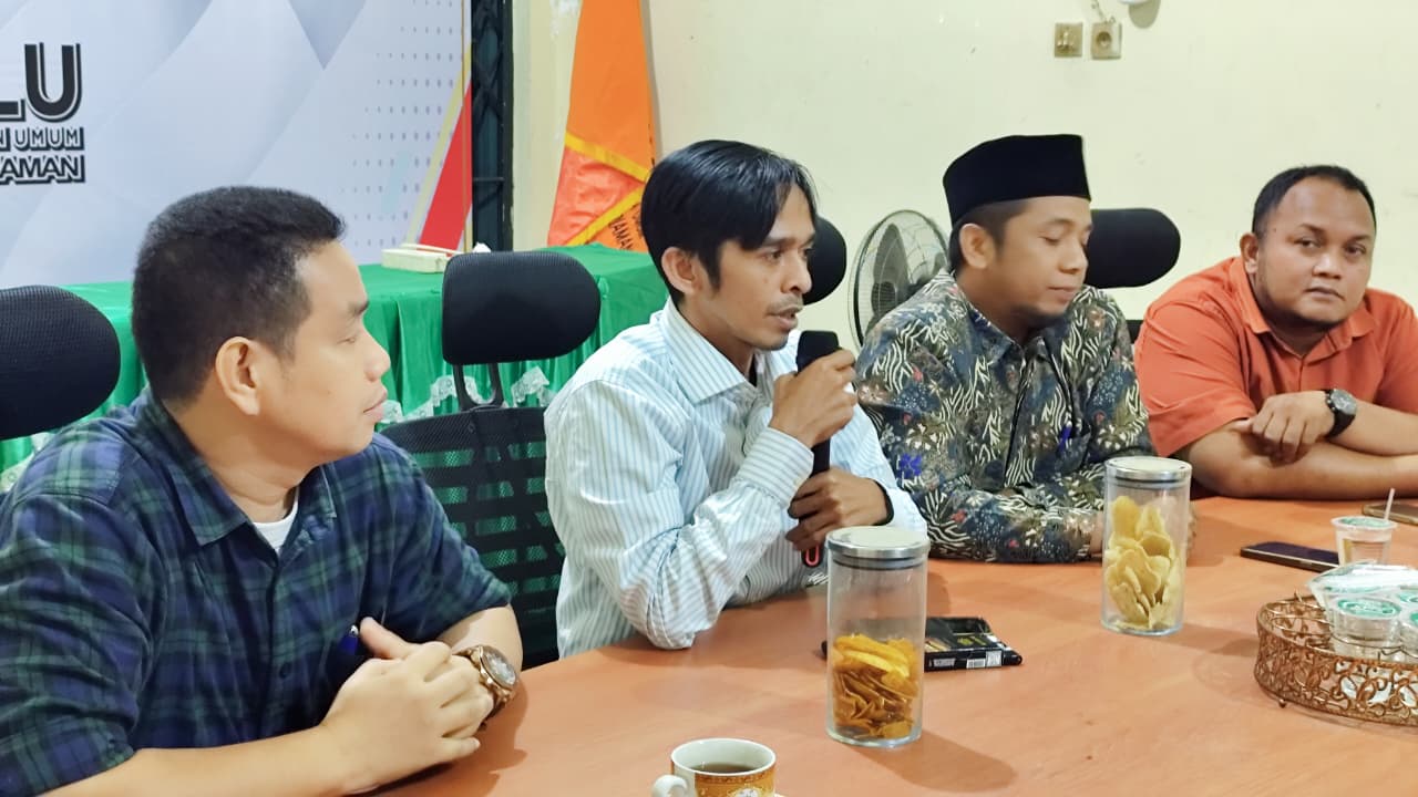 Kegiatan silaturahmi dan koordinasi terkait pelaksanaan rapat pleno PDPB triwulan III oleh KPU Padang Pariaman ke Bawaslu Padang Pariaman