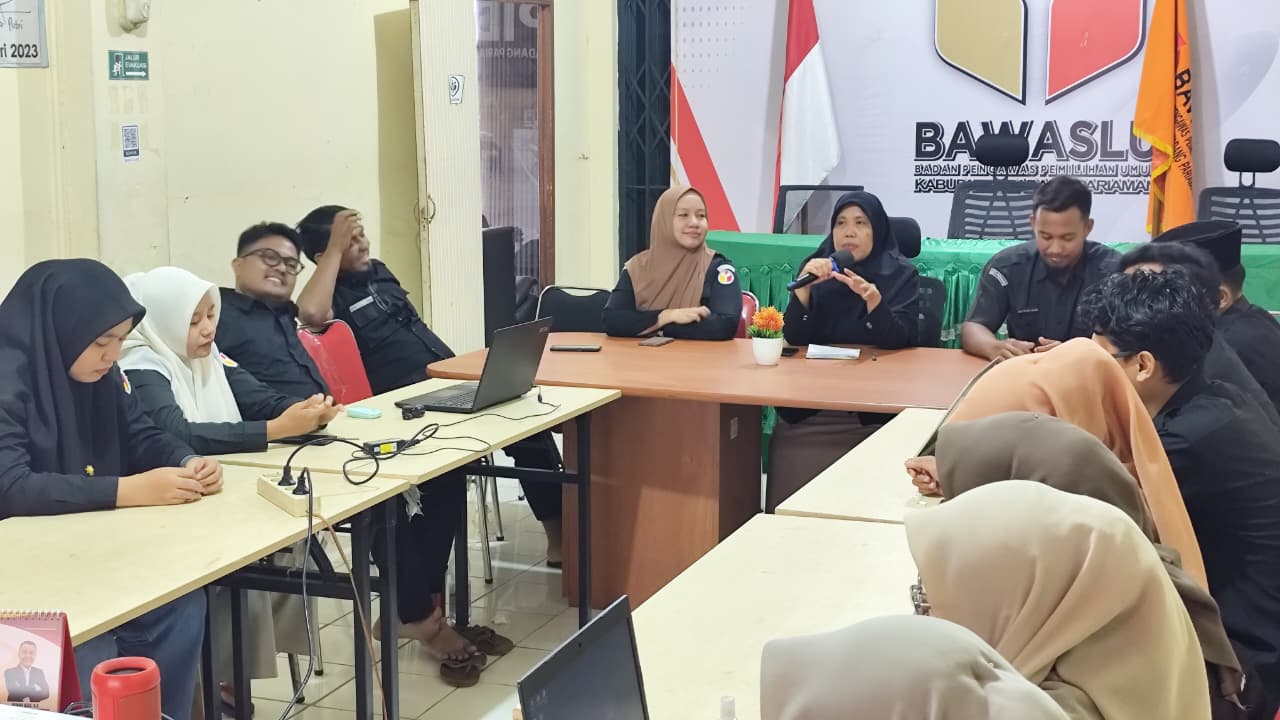 Rapat internal Bawaslu Padang Pariaman, Selasa, 27/1