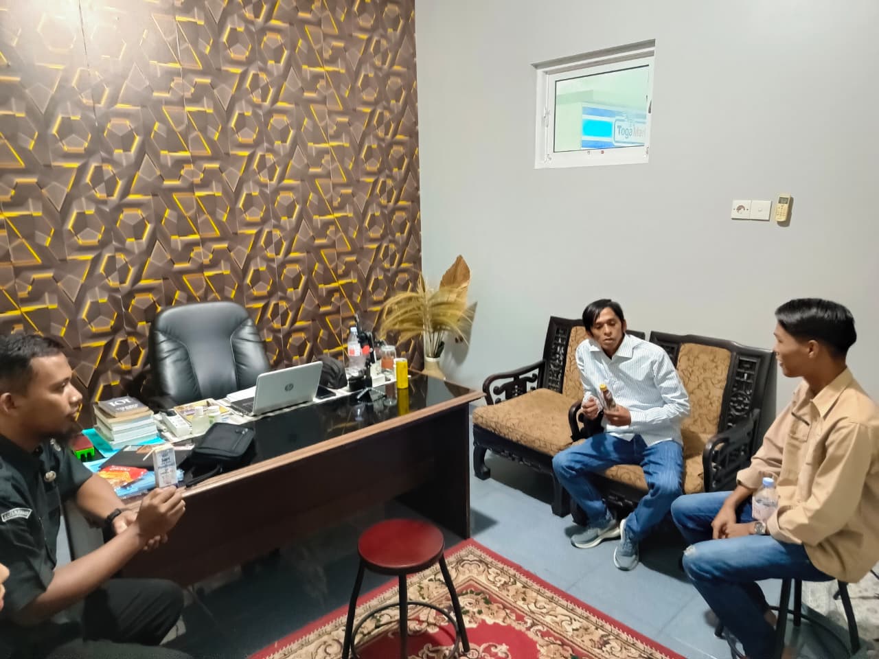 Koordinasi Bawaslu Padang Pariaman bersama Ketua Komunitas dalam Konsolidasi  Demokrasi