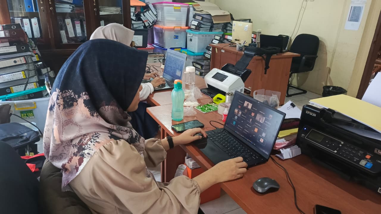 Bawaslu Kabupaten Padang Pariaman mengikuti kegiatan Konsolidasi Penyusunan Laporan Keuangan Tahun 2025