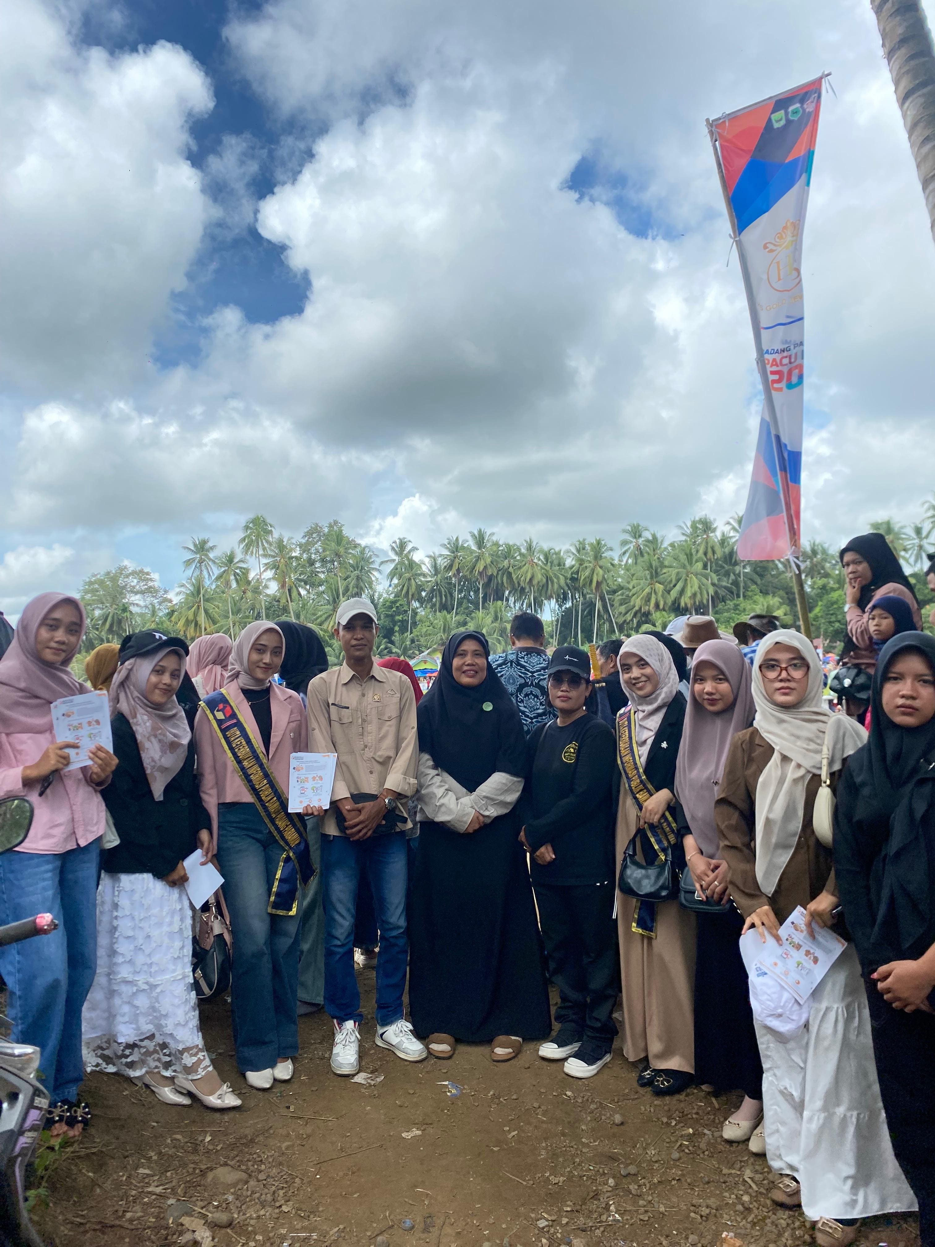 Duta KIP Bawaslu Padang Pariaman Sosialisasikan Kepemiluan di Pacu Kudo 2026