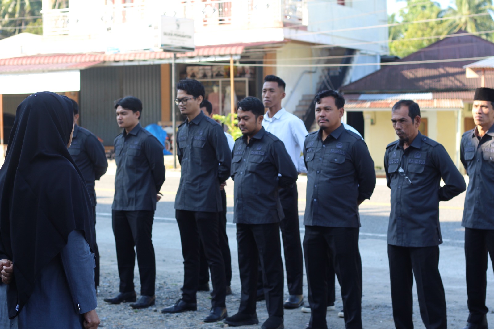 Kegiatan Apel Pagi sekretariat Bawaslu Padang Pariaman