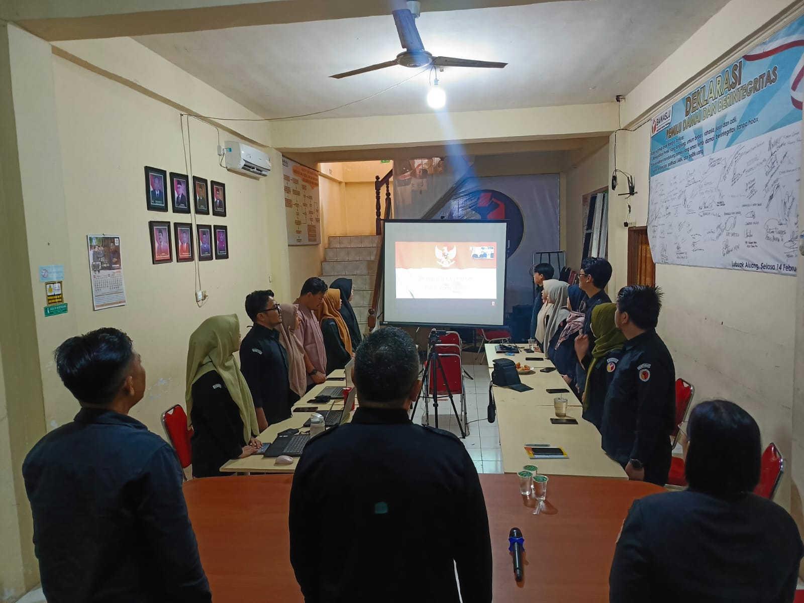 semangat kartini semangat kesetaraan, bawaslu padang pariaman peringati hari kartini 