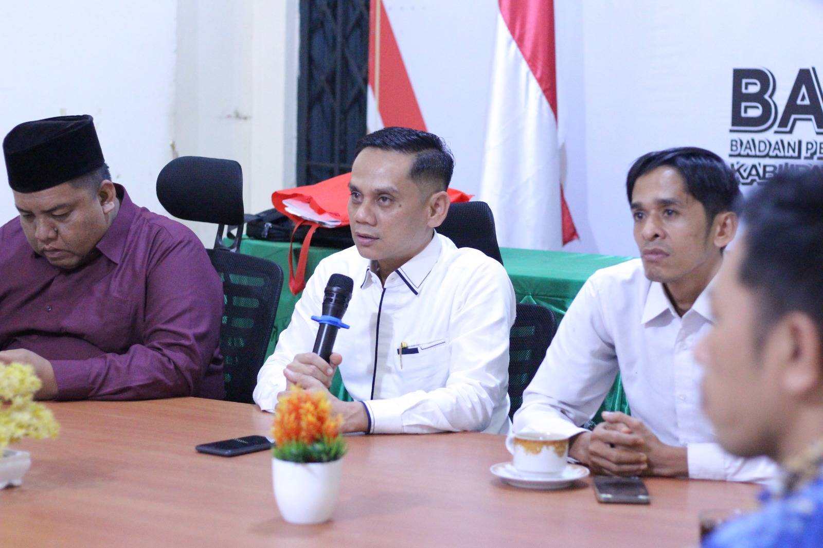 Bawaslu Padang Pariaman Gelar Rapat Internal, Perkuat Evaluasi dan Persiapan Kegiatan Kelembagaan