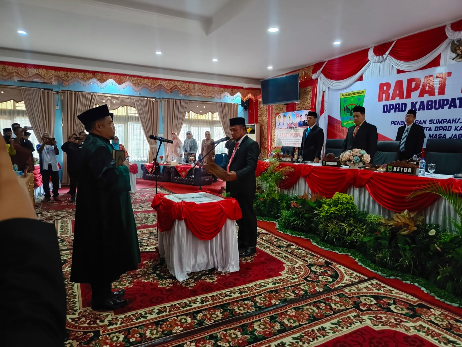 Bawaslu Padang Pariaman Hadiri Rapat Paripurna Pengucapan Sumpah PAW Anggota DPRD