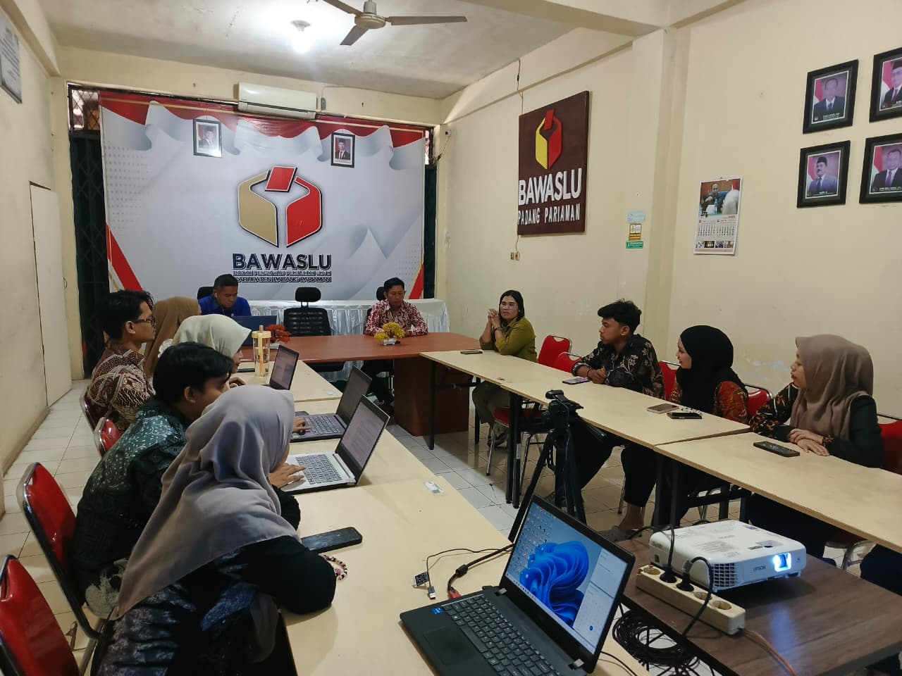 Kegiatan Rapat Internal Bawaslu Kabupaten Padang Pariaman 