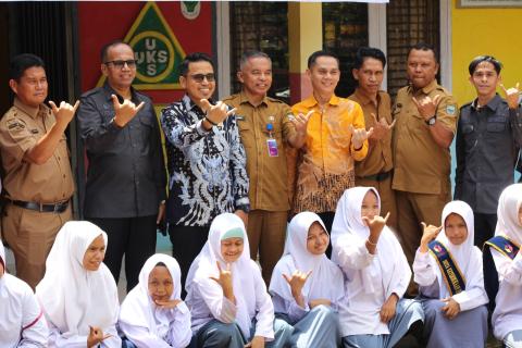 Bawaslu Padang Pariaman Resmikan PPID SLB Amal Bakti Sicincin