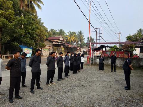 Pelaksanaan Apel Rutin Mingguan 