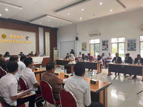 kegiatan presentasi KI
