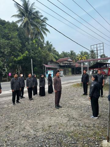 pelaksanaan apel mingguan