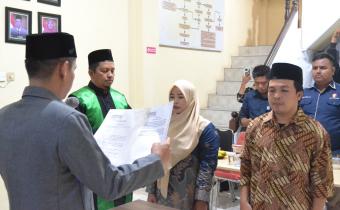 Bawaslu Padang Pariaman Lantik Pengganti Antar Waktu (PAW) Panwascam V Koto dan VII Koto