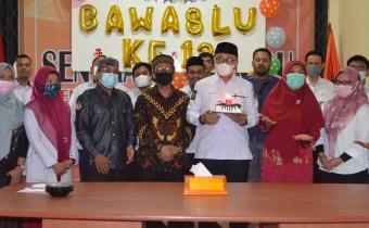 13 Tahun Bawaslu dan Kado Terindah 