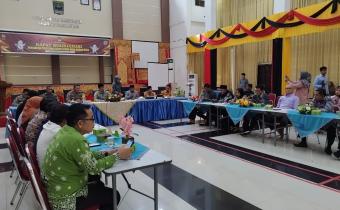 Suasana Rapat Koordinasi Persiapan Pemungutan Suara Ulang yang digelar oleh KPU Padang Pariaman bersama stake holder terkait di IKK Parit Malintang, Kamis, 22 Februari 2024.