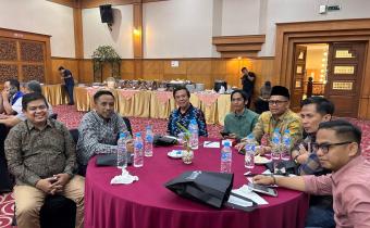 Koordinator Divisi HPPH Bawaslu Kabupaten Padang Pariaman saat menghadiri " Sosialisasi Pengawasan Bersama Pasangan Calon dan Tim Kampanye pada Pemilihan Gubernur dan Wakil Gubernur Provinsi Sumatera Barat " 