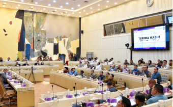 Suasana forum Rapat Kerja dan Rapat Dengar Pendapat (RDP) Persiapan Penyelenggaraan PSU Pilkada Tahun 2024 Hasil Putusan MK Bersama Komisi II DPR, Kementrian Dalam Negeri, KPU dan DKPP di Gedung MPR/DPR Senayan, Jakarta, Kamis (27/02/2025).