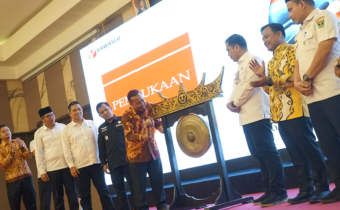 Ketua Bawaslu Provinsi Sumatera Barat membuka secara resmi kegiatan Pendidikan Pengawasan Partisipatif di Pangeran beach Hotel Padang, Rabu. 09/07