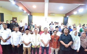 Foto bersama saat kegiatan Penguatan Kelembagaan Pengawas Pemilu oleh Bawaslu Padang Pariaman, Rabu (06/8/2025)