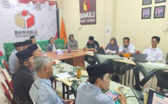Suasana konsolidasi dan audiensi dari Baznas Padang Pariaman di Kantor Bawaslu Padang Pariaman. Rabu, 20/8/2025.