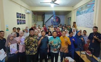 Foto Bersama Kegiatan Pendidikan Pengawas Partisipatif Di Kabupaten Padang Pariaman