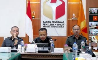 Perkuat Penanganan Pelanggaran, Bawaslu Padang Pariaman Ikuti Zoom Bersama Bawaslu Sumbar