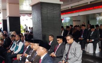 Ketua Bawaslu Padang Pariaman Hadiri Peringatan Hari Bhayangkara ke-80, Perkuat Sinergi Antarlembaga