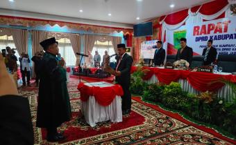 Bawaslu Padang Pariaman Hadiri Rapat Paripurna Pengucapan Sumpah PAW Anggota DPRD