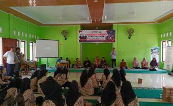 Kegiatan Konsolidasi Demokrasi di SMK N 1 Kecamatan Enam Lingkung 