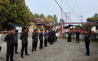 Pelaksanaan Apel Rutin Mingguan 