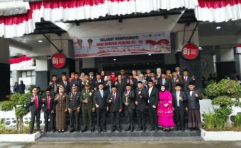 Ketua Bawaslu Padang Pariaman, Azwar Mardin hadiri Pelaksanaan Upacara Peringatan Hari Sumpah Pemuda yang ke-98 yang bertempat di Kantor Bupati Kabupaten Padang Pariaman, Rabu(28/10). 